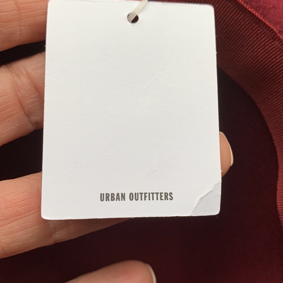 Urban Outfitters hat - Picture 6 of 8